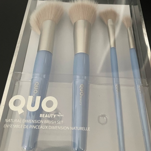 NWT QUO Natural dimensions vegan makeup brushes - Picture 2 of 4